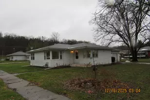 931 Clark St, Marseilles, IL 61341 - Photo 23
