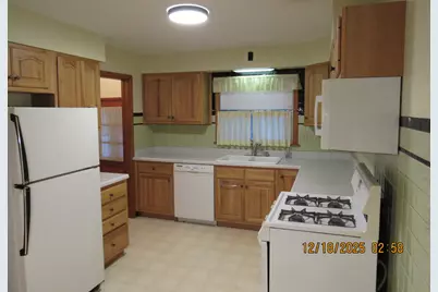 931 Clark Street, Marseilles, IL 61341 - Photo 5