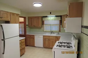 931 Clark St, Marseilles, IL 61341 - Photo 5