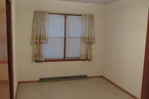 931 Clark St, Marseilles, IL 61341 - Photo 11