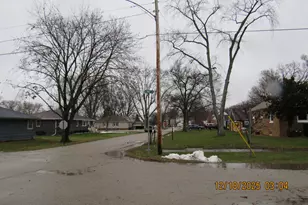 931 Clark St, Marseilles, IL 61341 - Photo 25