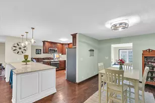 703 E Washington St, Tolono, IL 61880 - Photo 17