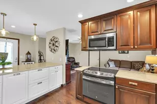 703 E Washington St, Tolono, IL 61880 - Photo 7