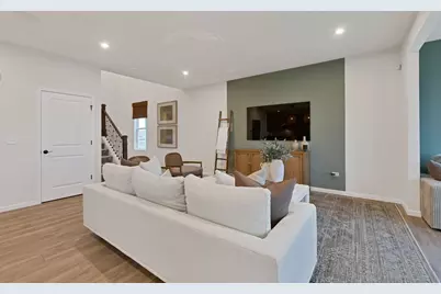 2547 Tailshot Road, Naperville, IL 60564 - Photo 7