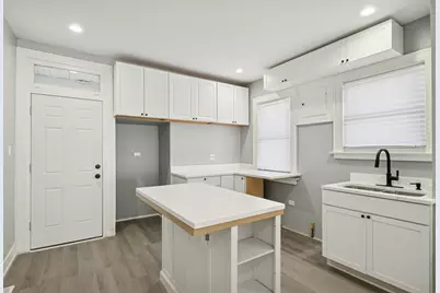 76 E 100th Place, Chicago, IL 60628 - Photo 5