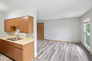 405 E Reed St, Braidwood, IL 60408 - Photo 3