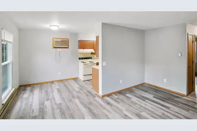 405 E Reed Street #12, Braidwood, IL 60408 - Photo 5