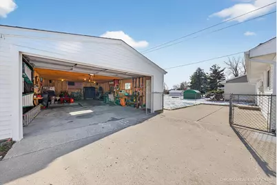 871 S Chatham Avenue, Addison, IL 60101 - Photo 21