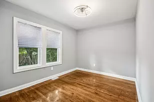 8536 S Maryland Ave, Chicago, IL 60619 - Photo 15