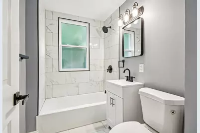 8536 S Maryland Avenue, Chicago, IL 60619 - Photo 11