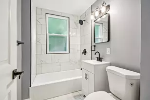 8536 S Maryland Ave, Chicago, IL 60619 - Photo 11