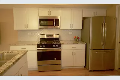 384 Bentley Place, Buffalo Grove, IL 60089 - Photo 13