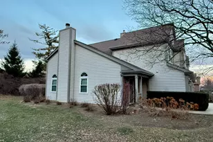 384 Bentley Pl, Buffalo Grove, IL 60089 - Photo 3