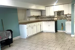 5250 W Drummond Pl, Chicago, IL 60639 - Photo 17