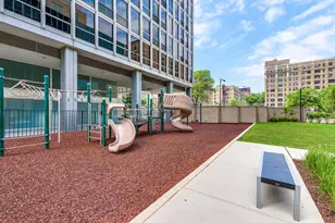 330 W Diversey Pkwy, Chicago, IL 60657 - Photo 27