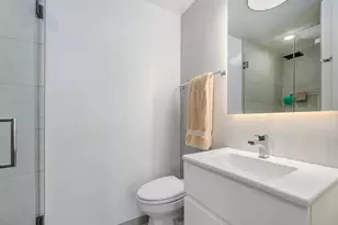 330 W Diversey Pkwy, Chicago, IL 60657 - Photo 19