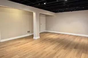 22 Howard Ave, Hillside, IL 60162 - Photo 5