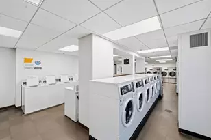 2020 N Lincoln Park W, Chicago, IL 60614 - Photo 31