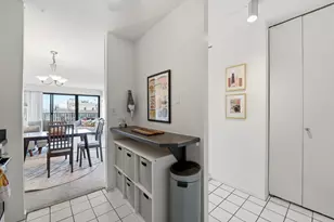 2020 N Lincoln Park W, Chicago, IL 60614 - Photo 5