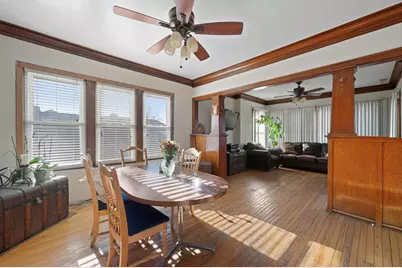 9517 S Escanaba Avenue, Chicago, IL 60617 - Photo 5