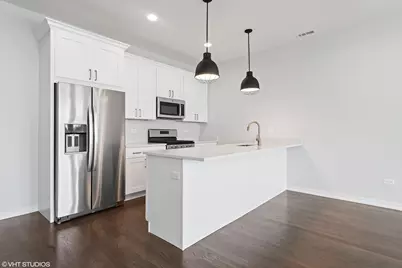 648 E Bowen Avenue #3, Chicago, IL 60653 - Photo 7