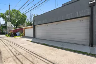 648 E Bowen Ave, Chicago, IL 60653 - Photo 13