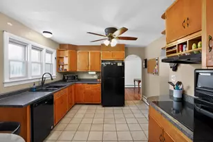 2388 McFarland Rd, Rockford, IL 61108 - Photo 17