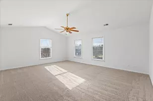 2321 Steeple Chase Circle W, Libertyville, IL 60048 - Photo 27