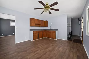 8 Kater Dr, Decatur, IL 62521 - Photo 7