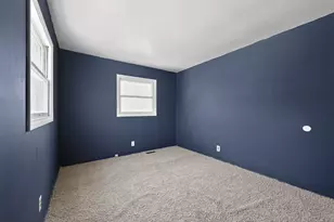 8 Kater Dr, Decatur, IL 62521 - Photo 21