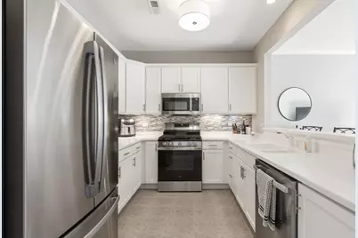 [Address not provided], Geneva, IL 60134 - Photo 5