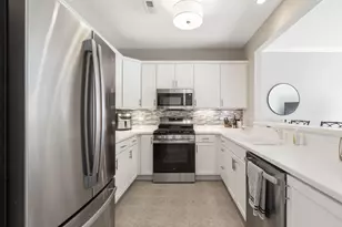 [Address not provided], Geneva, IL 60134 - Photo 5