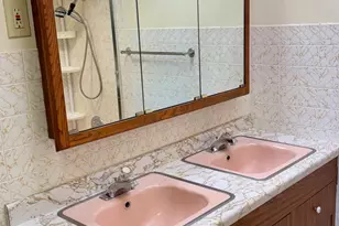 304 E Hawthorne Dr, Round Lake Beach, IL 60073 - Photo 19