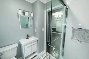 7252 S Wood St, Chicago, IL 60636 - Photo 13