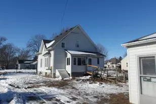 306 S Oakwood St, Oakwood, IL 61858 - Photo 15