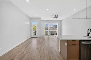 4206 S Calumet Ave, Chicago, IL 60653 - Photo 11