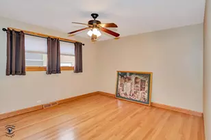 [Address not provided], Chicago, IL 60655 - Photo 9