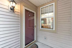 1796 S Wentworth Cir, Romeoville, IL 60446 - Photo 3