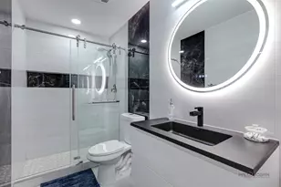 5190 Chambers Dr, Hoffman Estates, IL 60010 - Photo 13