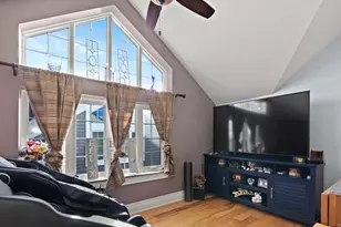 221 Sandy Point Ln, Lake Zurich, IL 60047 - Photo 39