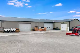 8735 N 2000 E Rd, Fairbury, IL 61739 - Photo 5