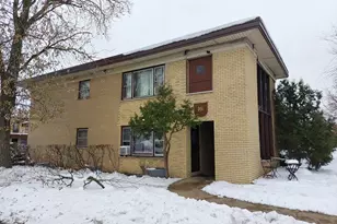 16 King Arthur Ct, Northlake, IL 60164 - Photo 3