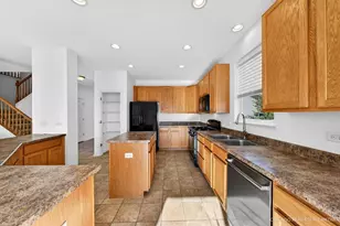 9580 Farley Dr, Huntley, IL 60142 - Photo 9