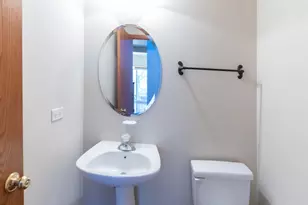 850 County Line Rd, Aurora, IL 60502 - Photo 5