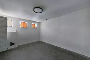 8024 S Loomis Blvd, Chicago, IL 60620 - Photo 19