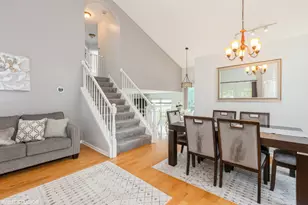 724 Wildflower Cir, Naperville, IL 60540 - Photo 7