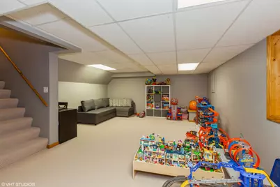 724 Wildflower Circle, Naperville, IL 60540 - Photo 15