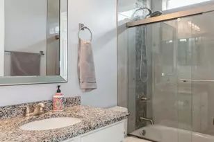 724 Wildflower Cir, Naperville, IL 60540 - Photo 19