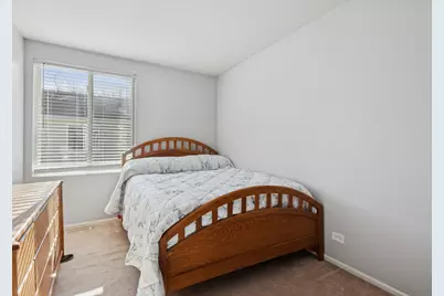 307 E Victoria Circle, North Aurora, IL 60542 - Photo 15