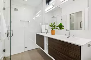 1302 W Winona St, Chicago, IL 60640 - Photo 15